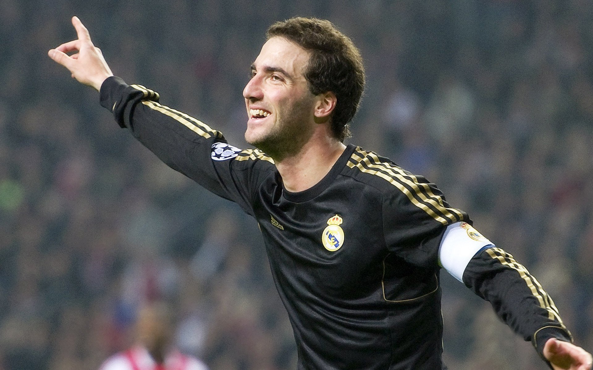 爱游戏体育官方入口-“精品助攻：让人叹为观止的精彩传球”，足球精彩传球